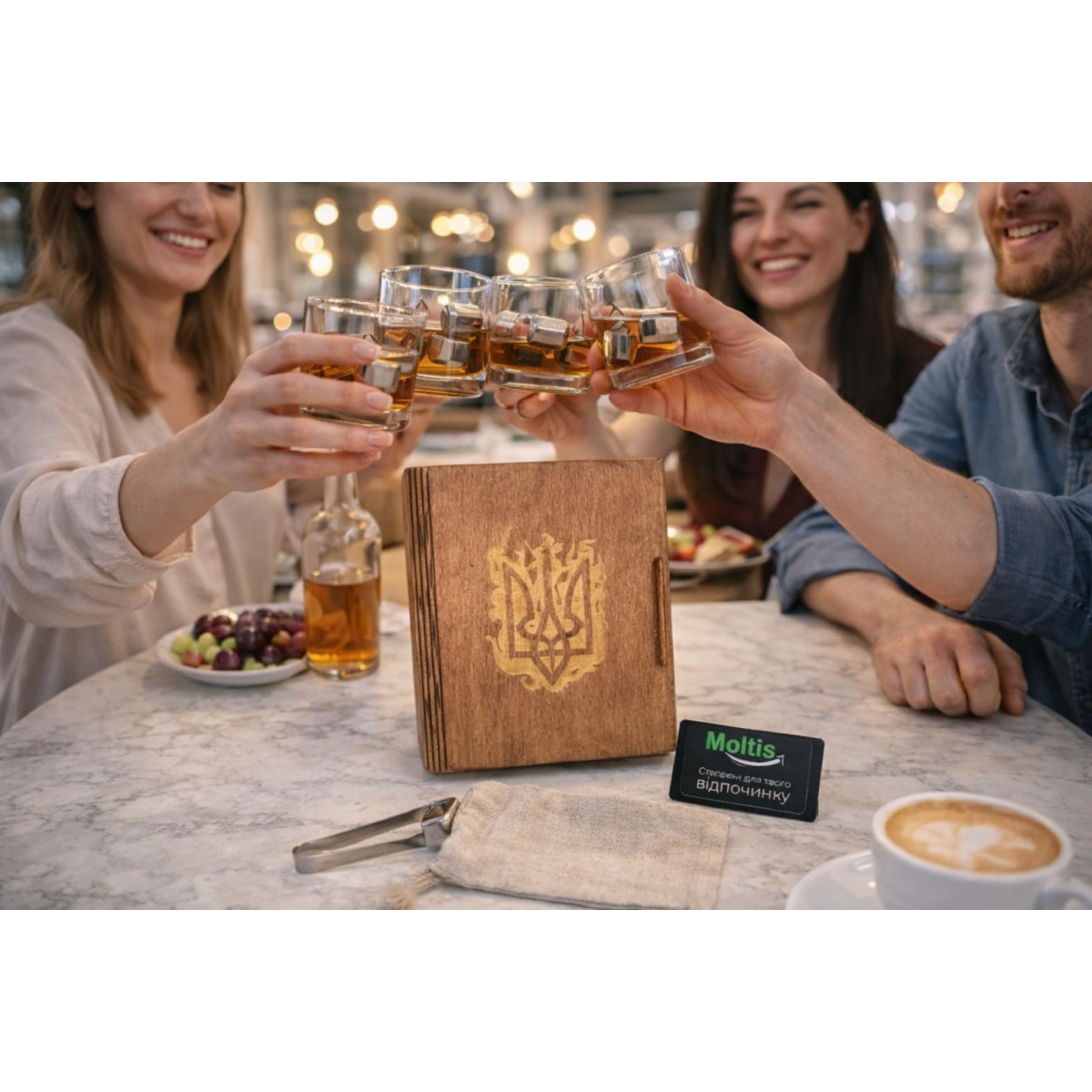 Кубики для віскі Moltis Relax Whiskey Stones Original Wood 8 шт з металу у срібному кольорі MBS-10503