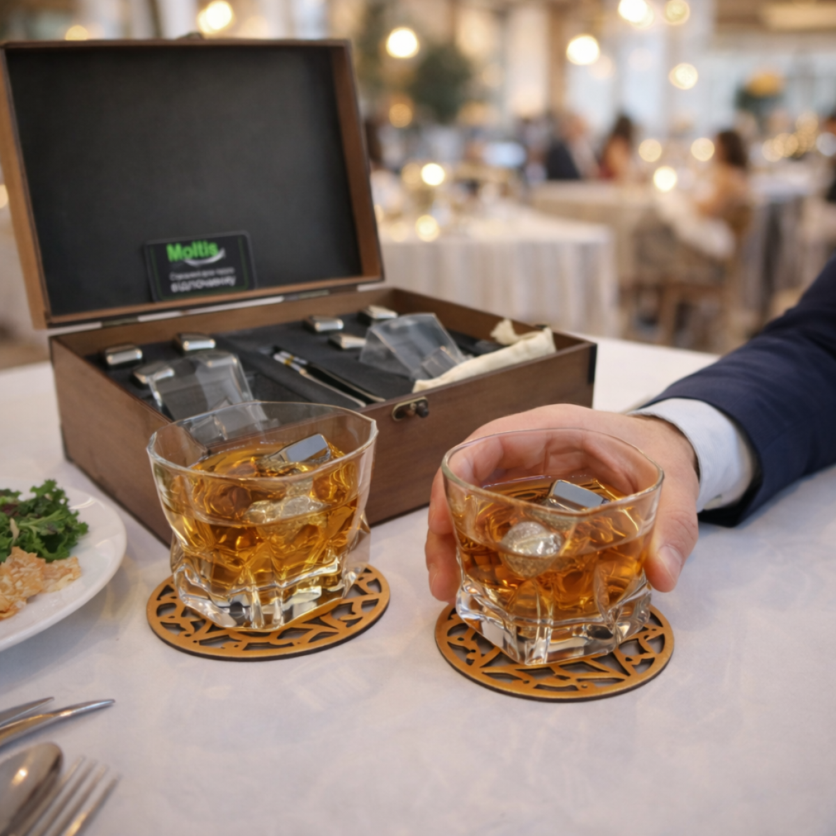 Подарункові набори Moltis Relax Whisky Stones, Saxum 8 шт каменів 