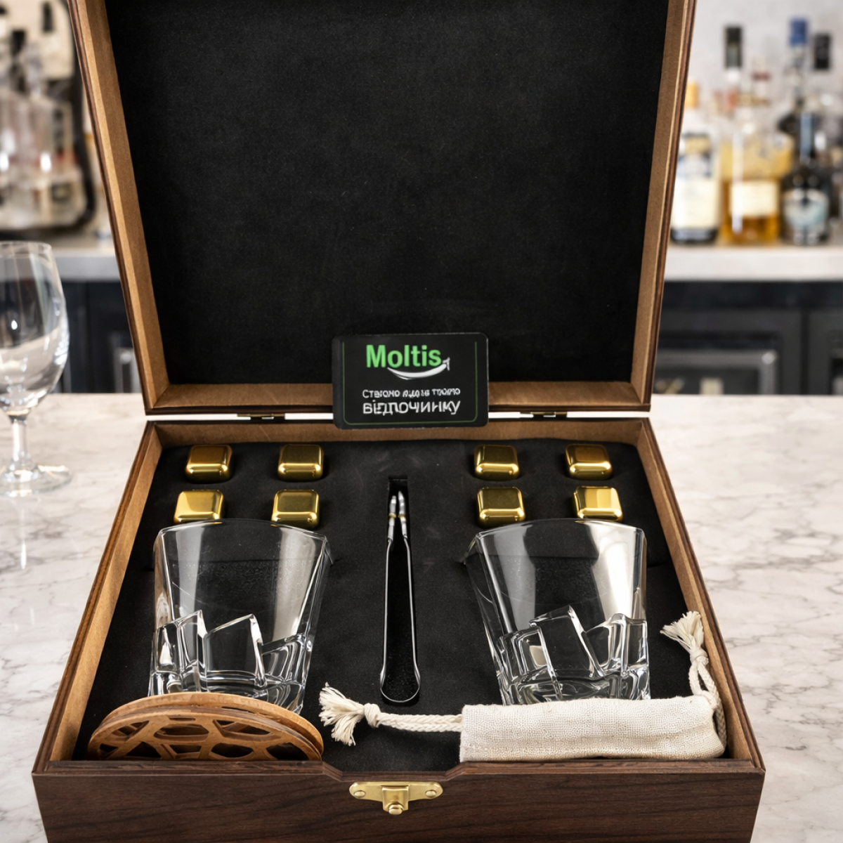 Подарункові набори Moltis Relax Whisky Stones для чоловіків, Quadro 8 шт каменів 