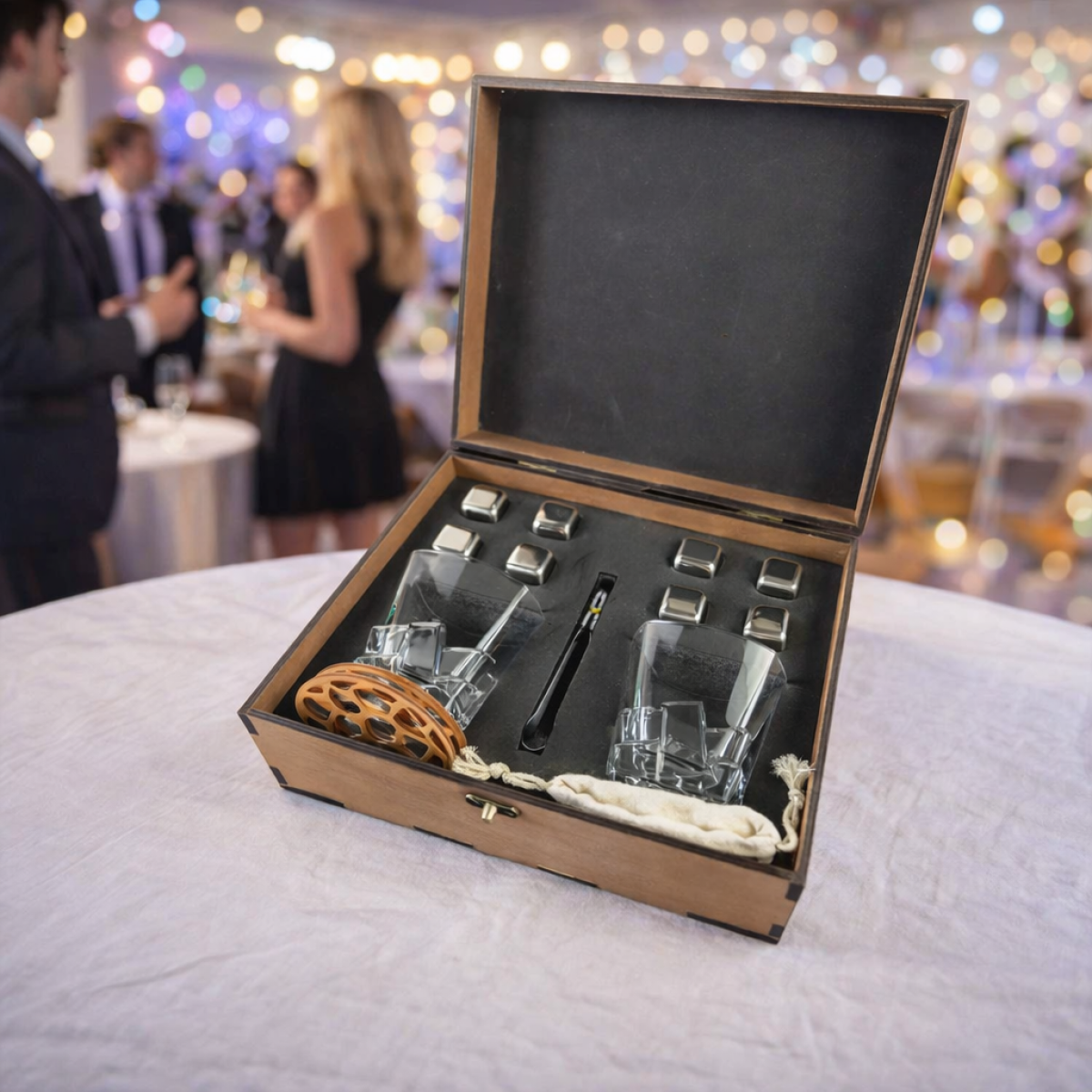 Подарункові набори Moltis Relax Whisky Stones, Saxum 8 шт каменів 